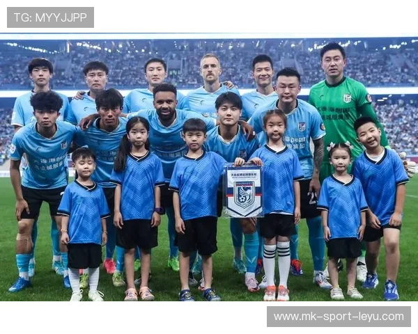 球员代表俱乐部参与电视节目推广联赛文化